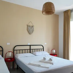 Dainese Apartments, Casa Ester Апартаменты